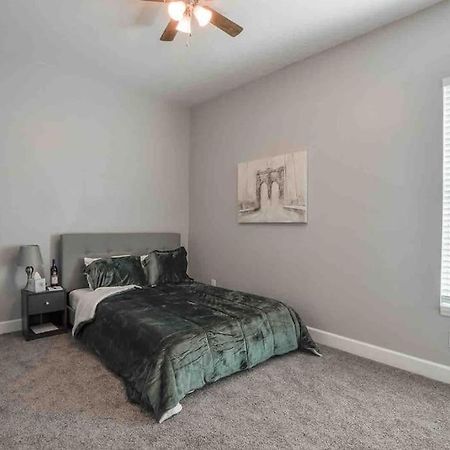 Entire House-Comfy/Close To Downtown/Ybor Тампа Екстериор снимка