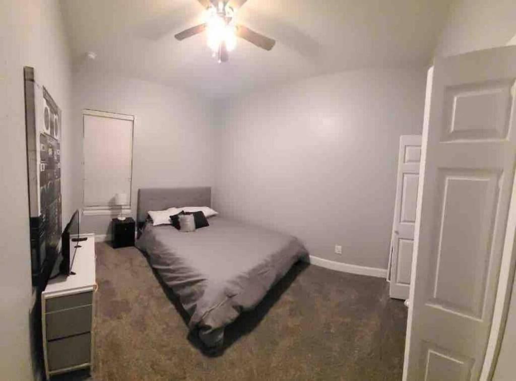Entire House-Comfy/Close To Downtown/Ybor Тампа Екстериор снимка